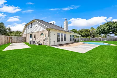 2401 Fastwater Creek Court, Pearland, TX 77584 - Photo 25