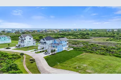 25951 Bay Breeze Drive, Galveston, TX 77554 - Photo 7