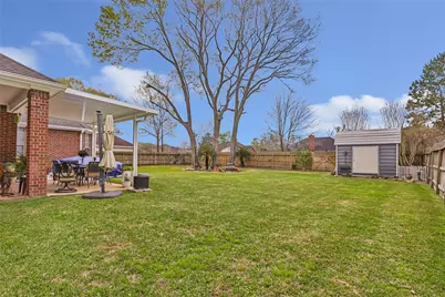 213 Regal Lane, Liberty, TX 77575 - Photo 5