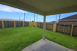 1306 Squire Dr, Baytown, TX 77521 - Photo 27