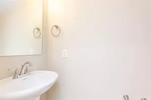 5546 Sallow Bay Ln, Fulshear, TX 77441 - Photo 13