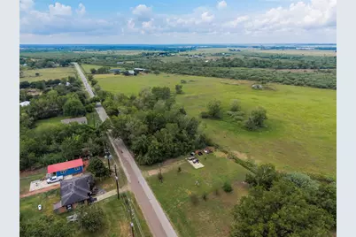 1431 Oil Field Road, Bellville, TX 77418 - Photo 11