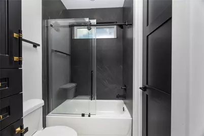 1911 Lauderdale Street, Houston, TX 77030 - Photo 11