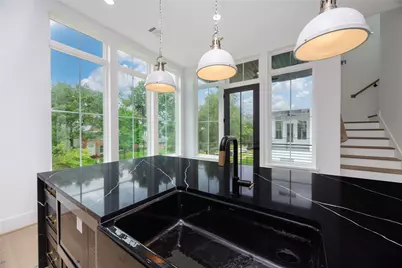 1911 Lauderdale Street, Houston, TX 77030 - Photo 31