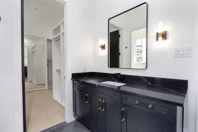 1911 Lauderdale Street, Houston, TX 77030 - Photo 41