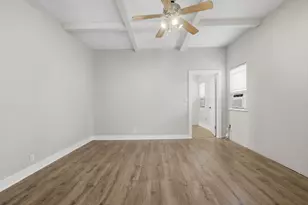 4618 McKinney St, Houston, TX 77023 - Photo 5