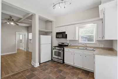 4618 McKinney Street #3, Houston, TX 77023 - Photo 3