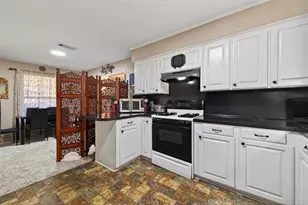 150 Page Ave, Shepherd, TX 77371 - Photo 5