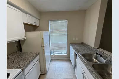 3900 Woodchase Drive #123, Houston, TX 77042 - Photo 7