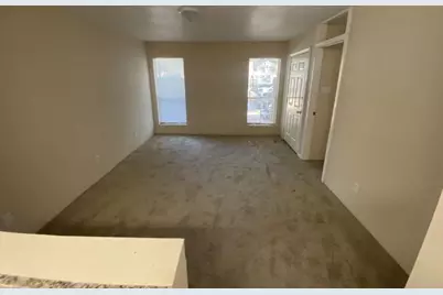 3900 Woodchase Drive #123, Houston, TX 77042 - Photo 3