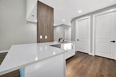 3826 Rosemont Street, Houston, TX 77051 - Photo 5