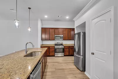 3430 Redbridge Court, Conroe, TX 77301 - Photo 9