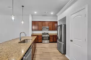 3430 Redbridge court, Conroe, TX 77301 - Photo 9