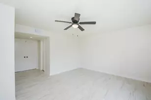 6718 Stonewater, Houston, TX 77084 - Photo 15