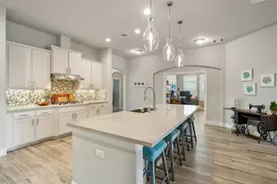 8020 SERENITY Dr, Pearland, TX 77584 - Photo 11