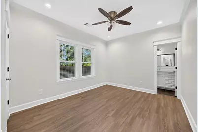 2121 Bidwell Drive, Houston, TX 77018 - Photo 9