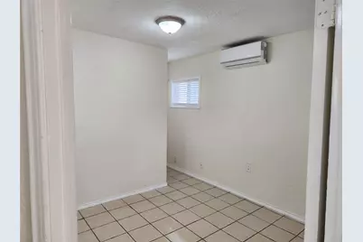 1803 Church Street #B, Galveston, TX 77550 - Photo 3