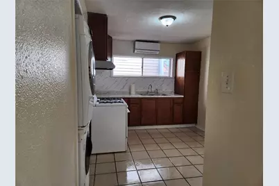 1803 Church Street #B, Galveston, TX 77550 - Photo 7