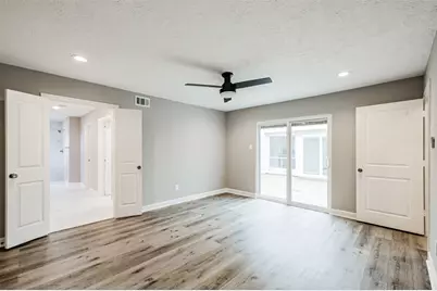 1623 Cherry Ridge Drive, Houston, TX 77077 - Photo 17