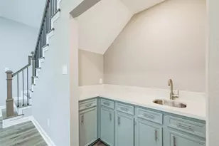 1623 Cherry Ridge Dr, Houston, TX 77077 - Photo 5