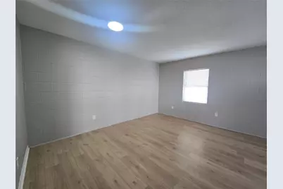 4217 Sealy Avenue #9, Galveston, TX 77550 - Photo 7