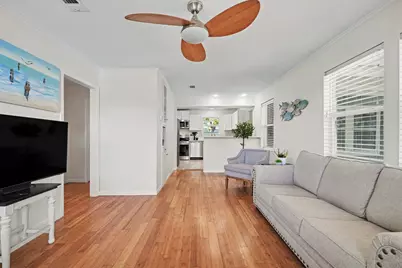 145 San Marino Drive, Galveston, TX 77550 - Photo 11