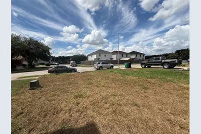 9733 Fabiola Drive, Houston, TX 77075 - Photo 7