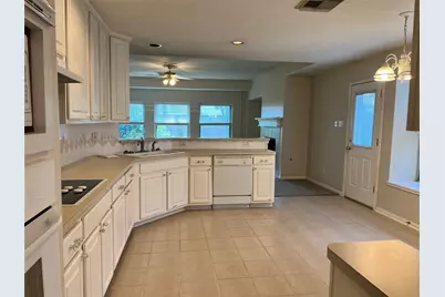 2005 Dawn Crest Court, League City, TX 77573 - Photo 11