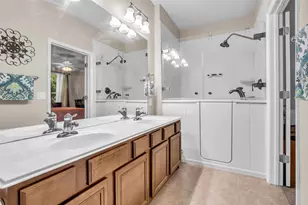 13600 Breton Ridge St, Houston, TX 77070 - Photo 19