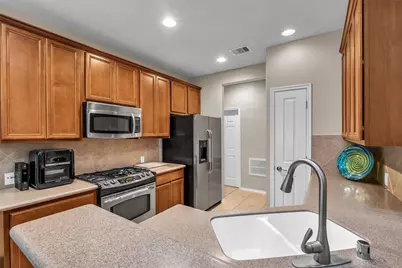 13600 Breton Ridge Street #24F, Houston, TX 77070 - Photo 15