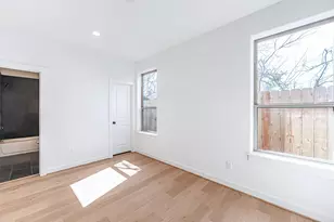 2318 Mills St, Houston, TX 77026 - Photo 5