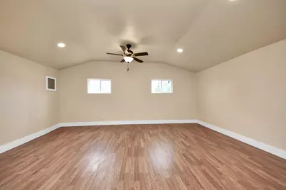 501 Schilling Street, Baytown, TX 77520 - Photo 45