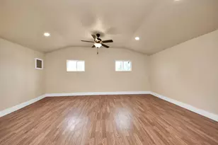 501 Schilling St, Baytown, TX 77520 - Photo 45