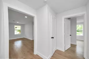 501 Schilling St, Baytown, TX 77520 - Photo 33