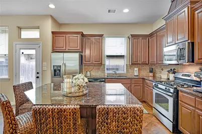 21 Cheswood Manor Drive, The Woodlands, TX 77382 - Photo 13