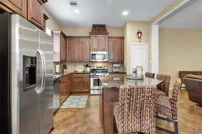 21 Cheswood Manor Drive, The Woodlands, TX 77382 - Photo 11