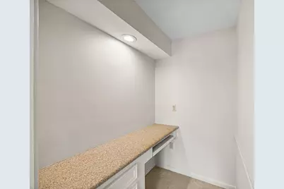 11904 N Blackjack Oak Circle, The Woodlands, TX 77380 - Photo 13