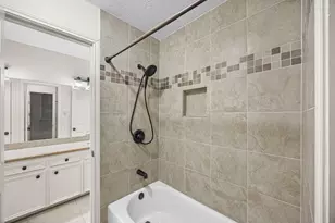 11904 N Blackjack Oak Cir, The Woodlands, TX 77380 - Photo 29