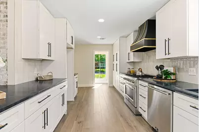 12510 Deep Spring Lane, Houston, TX 77077 - Photo 17