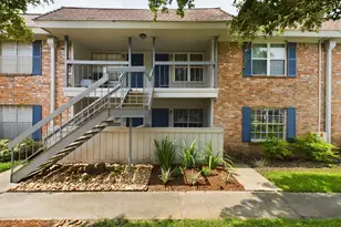 2350 Bering Dr, Houston, TX 77057 - Photo 1