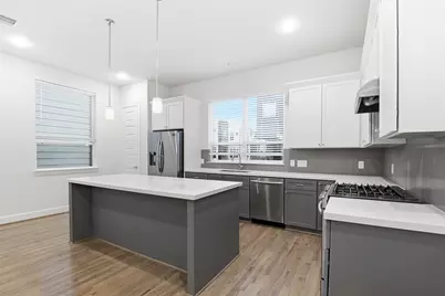 2733 Eado Edge Court, Houston, TX 77020 - Photo 9