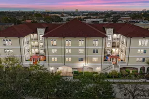 7134 Mapleridge St, Houston, TX 77081 - Photo 1