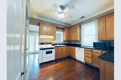 332 W 27th Street, Houston, TX 77008 - Photo 11