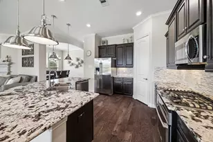 2202 Meadow Wind Dr, Pearland, TX 77089 - Photo 17