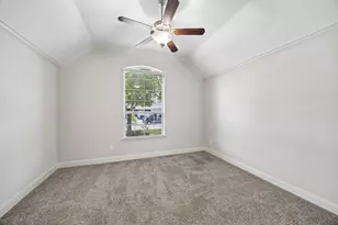 2202 Meadow Wind Dr, Pearland, TX 77089 - Photo 27