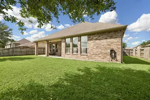 2202 Meadow Wind Dr, Pearland, TX 77089 - Photo 33