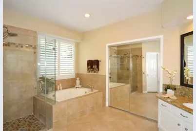 4103 Walnut Pond Drive, Houston, TX 77059 - Photo 19