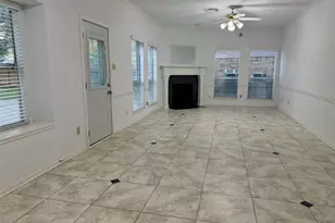 2226 Mill Creek Dr, Sugar Land, TX 77478 - Photo 7