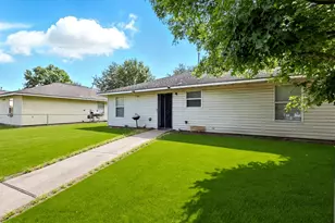 2005 Worms St, Houston, TX 77020 - Photo 11