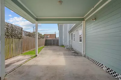 3806 Avenue S, Galveston, TX 77550 - Photo 41